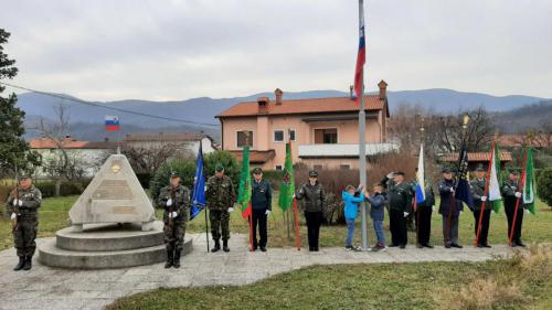 Dvig Slovenske zastave ob Dnevu samostojnosti in enotnosti 2021