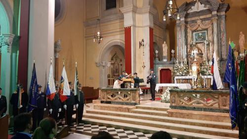 Trio Veteran je zapel himno Goriških veteranov.