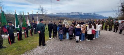 Draga pri Dornberku. Nastop učencev OŠ Branik.